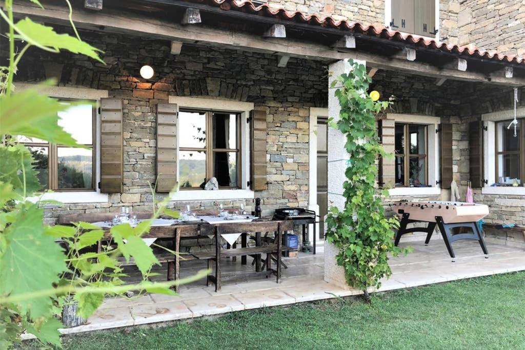 Villa Bazjaki - Beautiful Stone Villa In Istria With Private Pool Ливаде Экстерьер фото