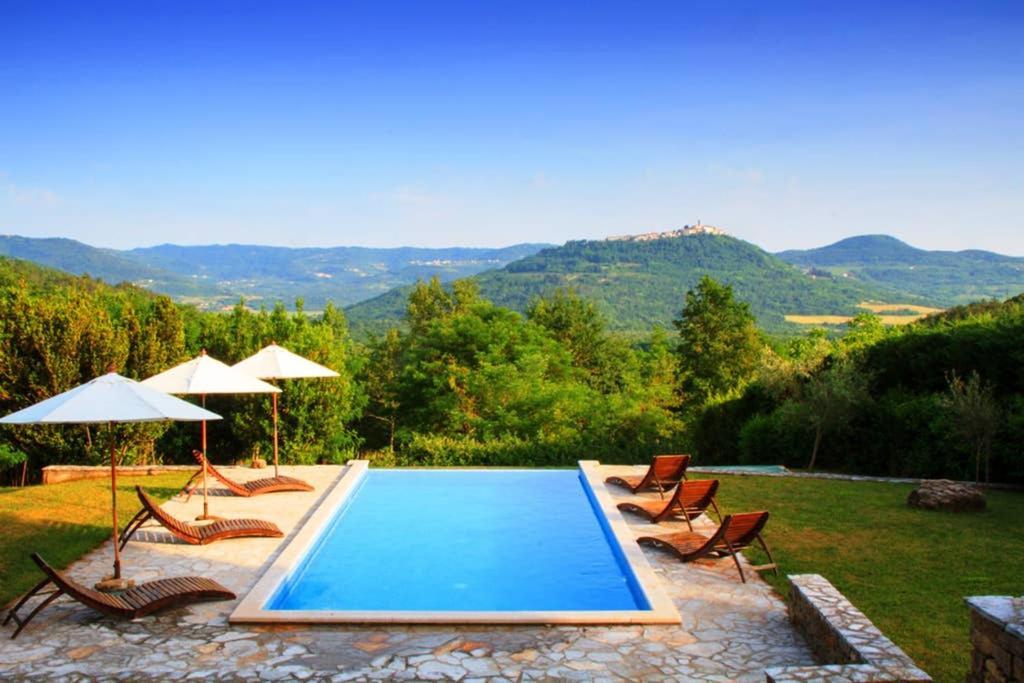 Villa Bazjaki - Beautiful Stone Villa In Istria With Private Pool Ливаде Экстерьер фото